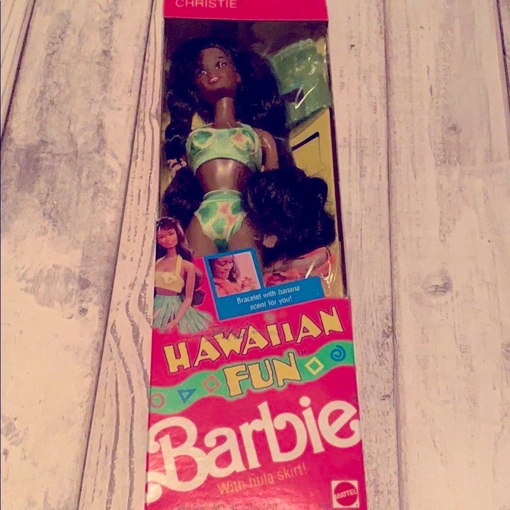 Hawaiian Fun Barbie - Christie